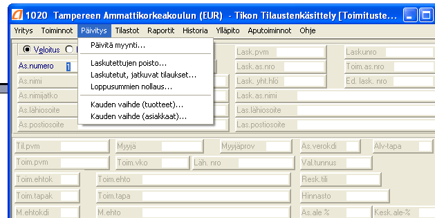 34 (68) Laskujen siirron jälkeen kirjanpito-ohjelmassa Kausi- Tapahtumien nouto Tilaustenkäsittelystä toiminnolla (Kuvio 13) noudetaan tehdyt laskut kirjanpitoon ja reskontraan.