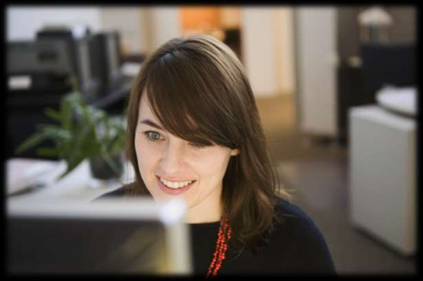Autodesk Subscription Löydä Subscriptionin tuomat edut Autodesk Subscription gives customers an advantage with: Enemmän