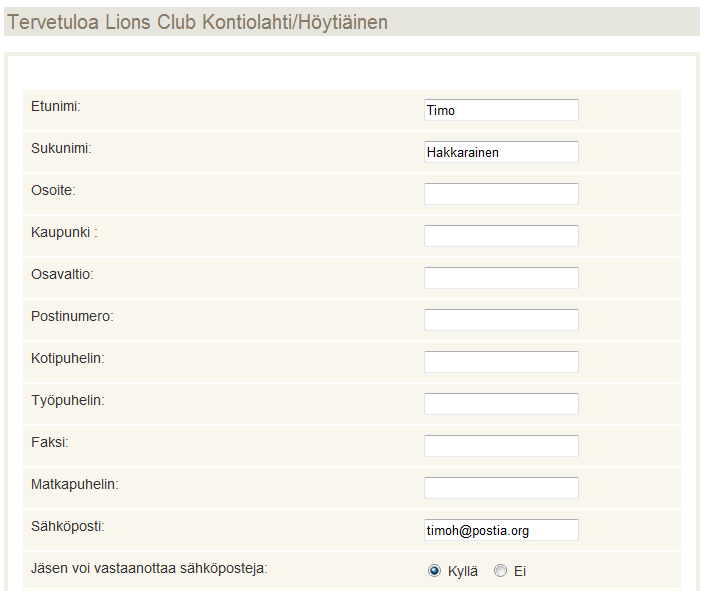 e-klubitalo jäsensivustojen ylläpito 9(33) Kuva 9. Jäsentietokannan tietojen täyttäminen Muista painaa Lisää nappulaa (kuva 9) kun olet tallentanut kaikki uuden jäsenen tiedot. 4.1.2.