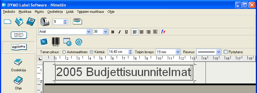 Teippien muokkauksen käyttäminen Lisämuotoilutoiminnot Voit mukauttaa tarroja myös lisäämällä niihin reunuksia, merkkejä, kuvia, viivakoodeja ja jopa päiväys- ja aikaleimoja.