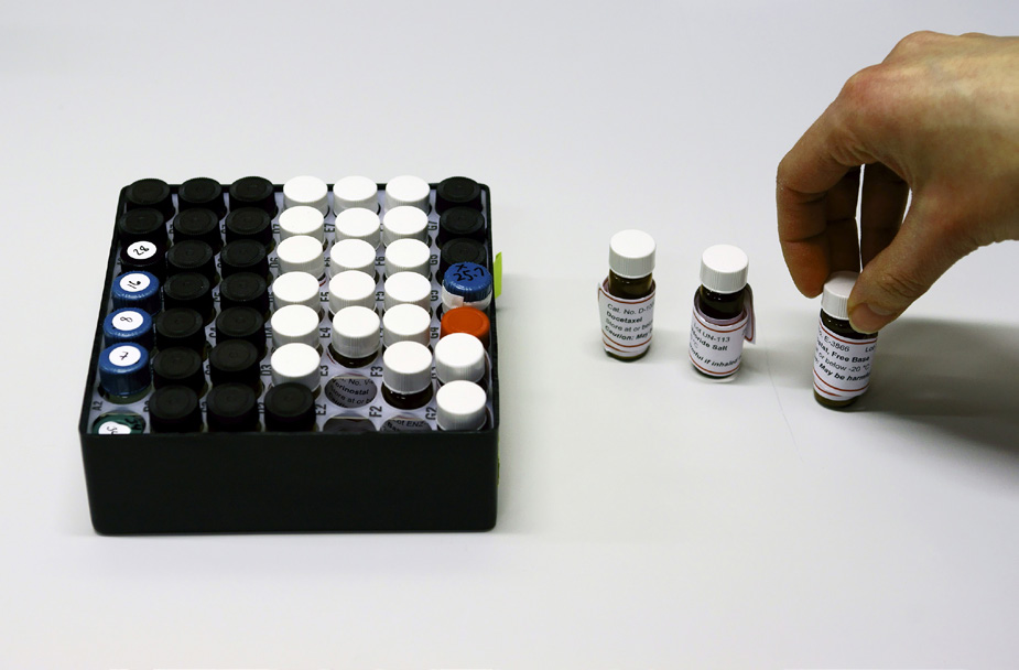 Drug Sensitivity and Resistance Testing Lääkeaineherkkyysmääritys The FIMM High Throughput Biomedicine unit (HTB) provides a drug sensitivity and resistance testing (DSRT) assay platform to users.