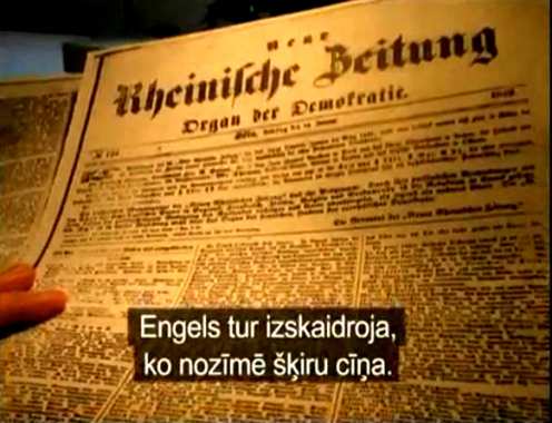Venäjä-apua varten. Sitä vastoin latvialaisten propagandaelokuvassa kuvat on otettu Holodomorkuvaukseksi.