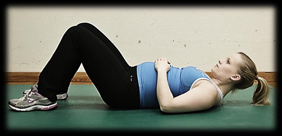 10(13) Vatsalihasharjoittelu raskauden jälkeen Kevyen staattisen vatsalihasten harjoittelun, esim. selinmakuulla tai istuen, voit aloittaa 24 tunnin jälkeen synnytyksestä.