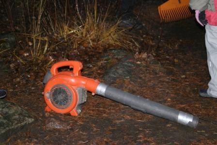 Esan haastattelu ESKARIT: MINKÄLAISIA KONEITA SULLA ON?