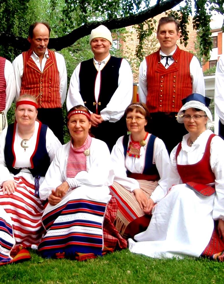 Osmompuistossa 2012 (Valokuva Osmo Muro) Kevätauringosta