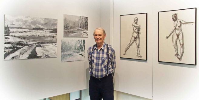 Puurolautanen pöytäliinalla pani piirtämään Ismo Höltön 1960 luvun valokuvat ihastuttivat ja liikuttivat keväällä yli 37 000 kävijää Ateneumin taidemuseon retrospektiivisessä näyttelyssä.