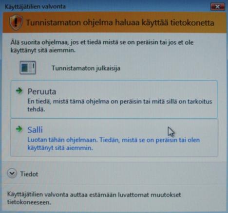 Pääset jatkamaan ohjelman poistoa Salli-painikkeella. 7. Odota, että Java-ohjelma poistetaan.