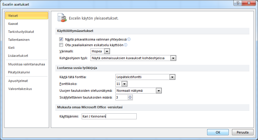 Ohjelman oletusasetusten mukauttaminen Tiedosto (File) -painikkeen napsautuksella esiin tulevasta valikosta voit valita Asetukset (Options) -toiminnon.