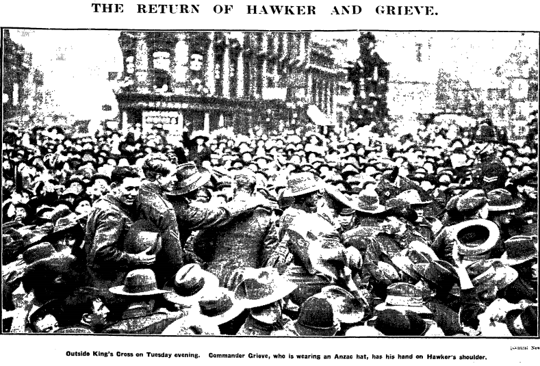 kansaa kerääntyi Lontooseen Hawkeria ja Grieveä vastaan niin paljon, että poliisilla ei ollut mitään mahdollisuuksia hallita niin suurta väkijoukkoa.