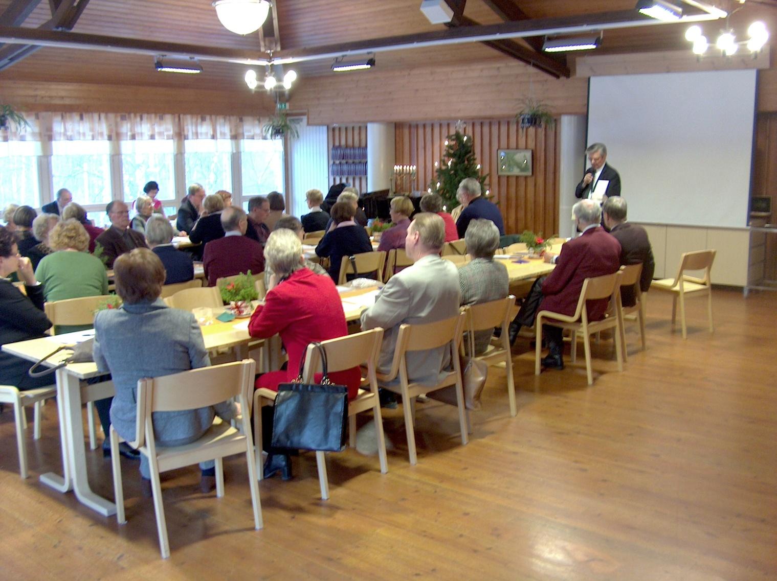 Senioriliiton puheenjohtaja Jouni Mykkänen