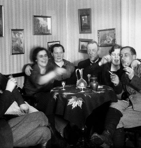 HS ja 1920-luku: Kiellettyä, mutta kivaa Pimeää viinaa,