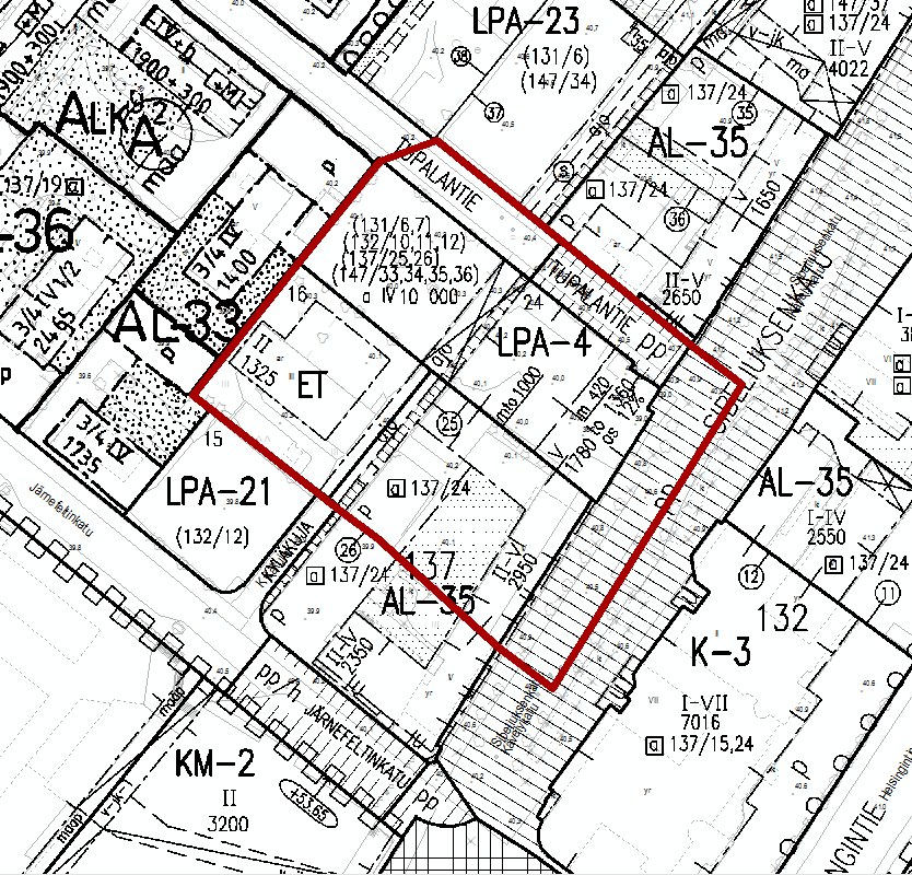 Tontti 137-16 on 5.7.2000 voimaan tulleessa asemakaavassa (1/75) osoitettu yhdyskuntateknistä huoltoa palvelevien rakennusten ja laitosten korttelialueeksi (ET).