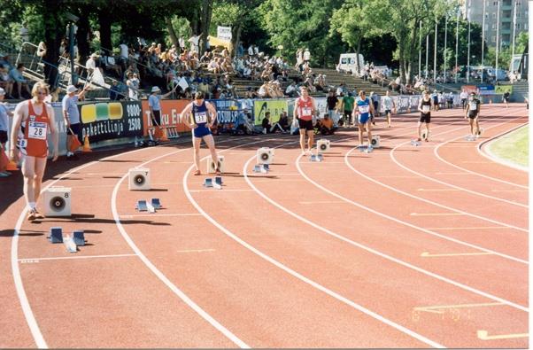 400m, 800m lähettäjä