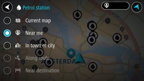 Jos olet suunnitellut reitin, kartassa näkyvät reittisi varrella olevat huoltoasemat. Jos et ole suunnitellut reittiä, kartassa näkyvät nykyisen sijaintisi lähellä olevat huoltoasemat.