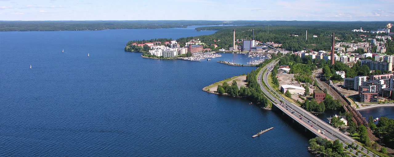VANHUSNEUVOSTO ääni kuuluviin ja