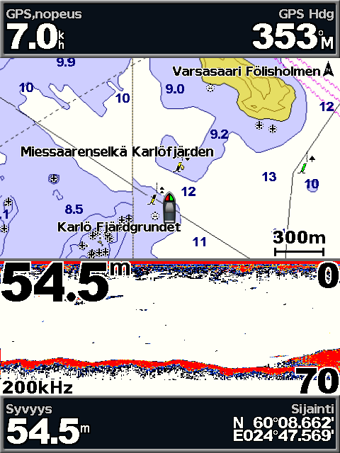 Karttojen käyttäminen Kartta/Kaiku-näytön käyttäminen Huomautus: Kartta/Kaiku-näyttö, kuten Kaiku-näyttökin, on käytettävissä ainoastaan, kun käytetään luotainlaitetta, johon on liitetty kaikuanturi.