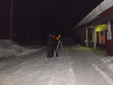 Kuuta ihailtiin joukolla