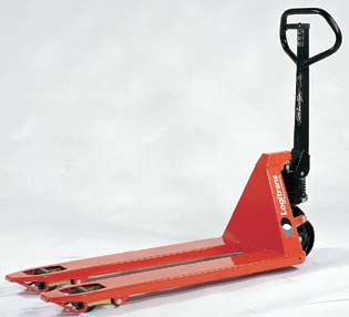 Panther -haarukkavaunu pikanosto, vain 10 nostoliikettä täydellä kuormalla alhaalta ylös ergonomisesti muotoiltu kahva kevyt, paino vain 63 kg kapasiteetti 2500 kg ei teräviä kulmia säädettävä
