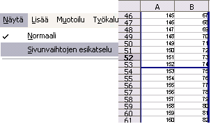 - 291 - Sivun vaihtokohdan tekemiseksi napsautetaan solua heti vaihtokohdan alapuolelta ja valitaan toimenpide Lisää Manuaalinen vaihto Rivinvaihto.