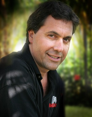 Steve Alten Mayojen testamentti <p>muinaiset mayat olivat kiinnostuneita ajanlaskusta, ja he pystyivät ennustamaan taivaankappaleiden liikkeitä tuhansien vuosien päähän.