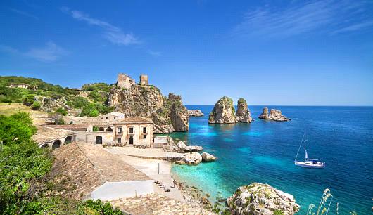 Sisilia on hedelmällinen saari, jossa on ihanteellinen ilmasto luomuviininviljelyyn.