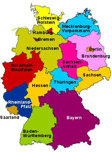 23 Kuva 4. Saksan osavaltiot (Reiseziel Erde 2010) Saksassa tiheimmin pilaantuneita maa-alueita on pienissä yhden kaupungin osavaltioissa, joita ovat Berliini, Bremen ja Hampuri.