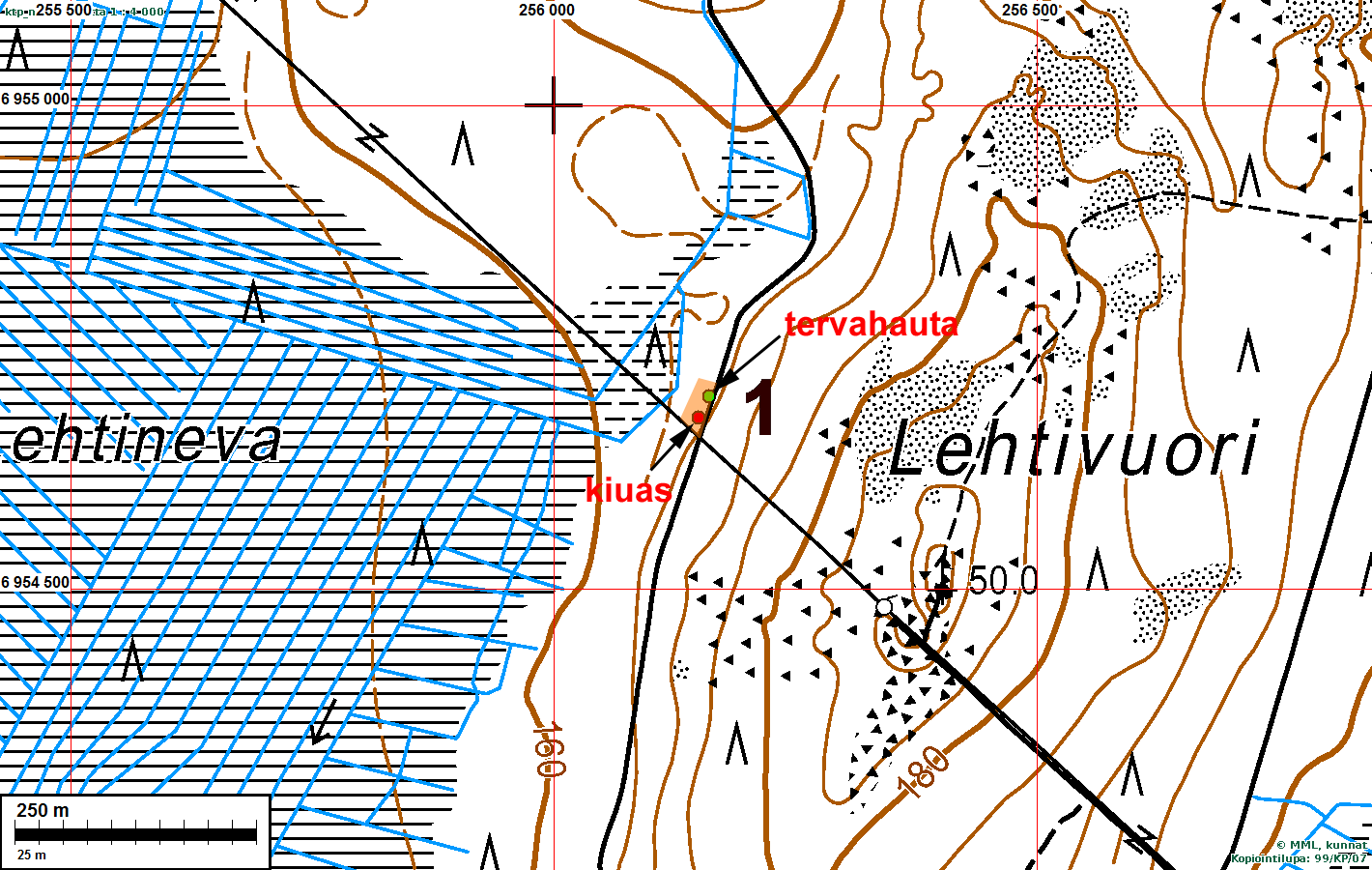 7 Maasto paikalla on länteen viettävää rinnettä, hiekkamoreenia.