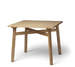 KVTT2 DESIGN Rudi Merz & Kari Virtanen 1997 6 244 -leveys 1020, syvyys 580, korkeus 895/450mm width 1020, depth 580, height 895/450mm -tammea oak -väritön sävy natural shade -pintakäsittely: