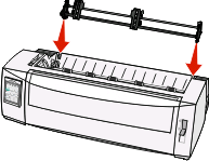 Työntötraktorin muuttaminen vetoasentoon 1 Varmista, että tulostimen virta on katkaistu. 2 Varmista, että tulostimessa ei ole paperia. 3 Vedä etukansi ylös ja pois tieltä.