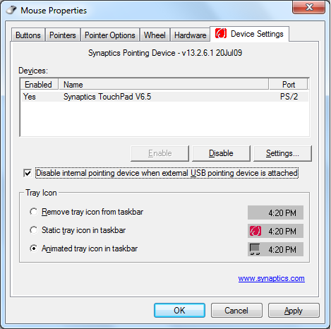 2. Napsauta Device Settings (Laiteasetukset) ylhäällä ja napsauta Disable internal pointing device when external USB pointing device is attached (Ota sisäinen