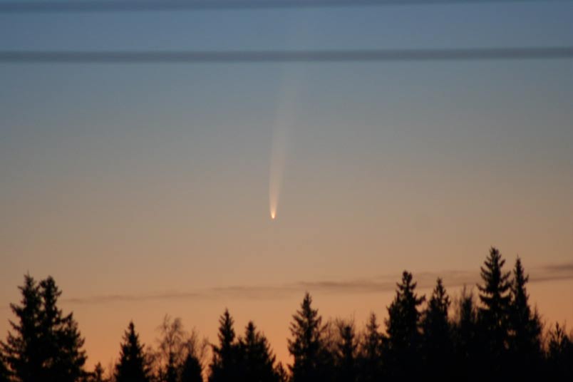 C/2006 P1 (McNaught) 10.1.2007 klo 16.34. Canon EOS 350D, 300 mm, f/5,6, 0,077s.