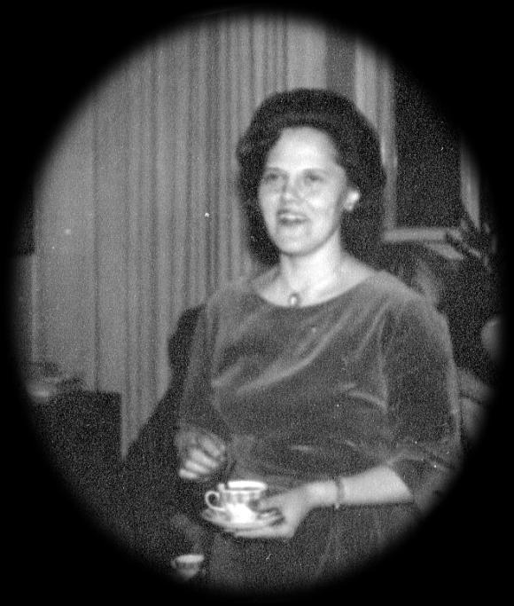 Maisteri Tuura ohjasi koulun joulunäytelmän vuonna 1964 Mikä oli näytelmä?