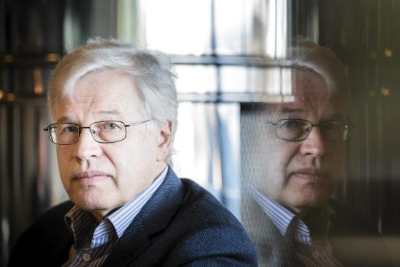 Professori Bengt Holmström luettelee kolme Suomen talouden solmua: yliopistokoulutus, uusien tuotantoreseptien puute ja pääomaköyhyys.