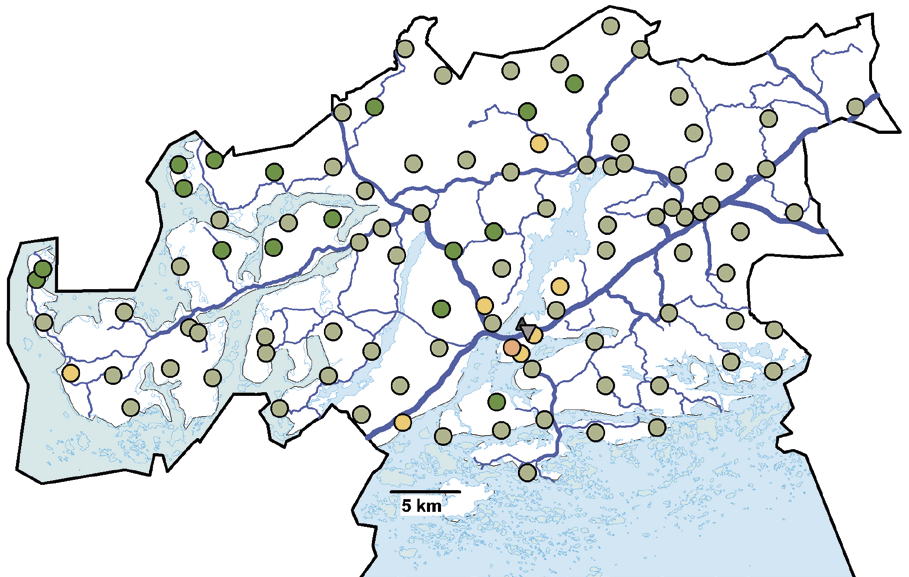 Ilmansaasteiden aiheuttamaa kuormitusta arvioitiin jäkälien avulla vuonna 2009. Oheisessa kartassa on esitetty sormipaisukarpeen vaurioaste Raaseporin näytealoilla.