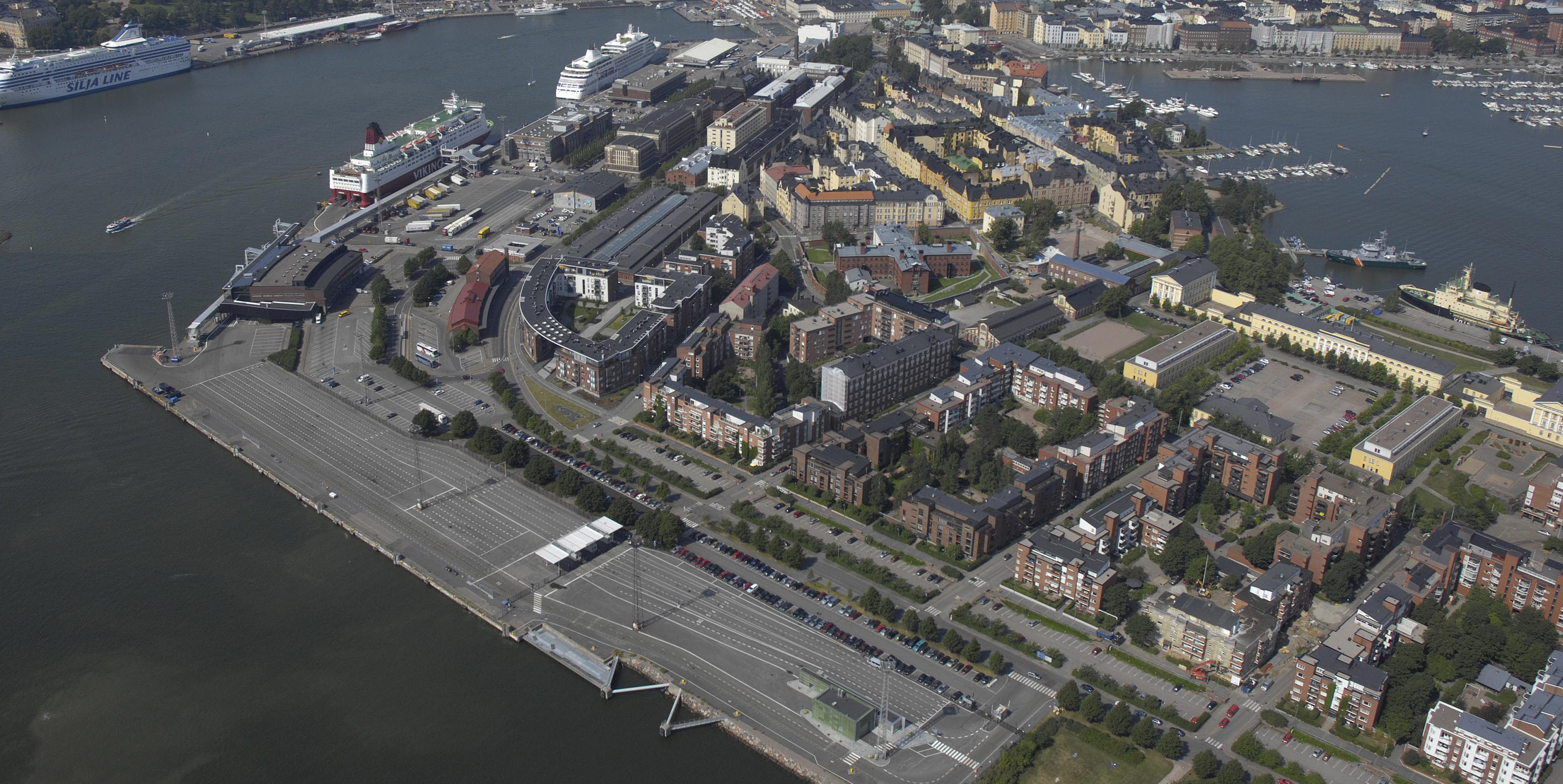 The Katajanokka Terminal serves the traffic going to Stockholm and Tallinn. The terminal has services for the passenger traffic, a restaurant as well as premises of the shipping company and customs.