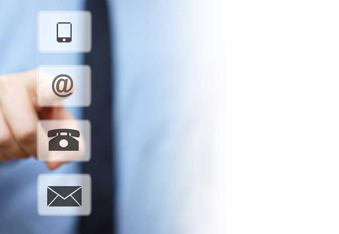 MOBIILIVIESTINTÄ SIIRTYY KOHTI ASIAKASVIESTINNÄN AUTOMAATIOTA ASIAKASVIESTINNÄN AUTOMAATIO Mobiiliviestinnän palvelut toimivat Asiakkuusohjelma tehdään yhteistyössä Alkali Oy:n kanssa osaksi WebSales