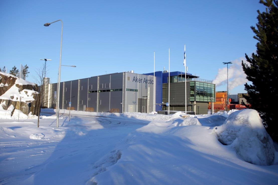 Aker Arcticin jäämallikokeiden laboratorio, Vuosaari Kolmannen sukupolven mallikoelaitos, toiminta alkoi 2006 Vuosaaressa Jääallas 76 m x 8 m x 2,5 m Altaan pohjassa ja laidoilla lasi-ikkunoita