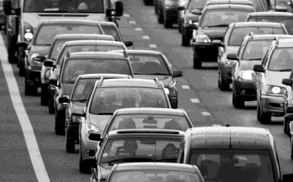 Kulkutapamuutos (Belgia) Suosituin kulkutapa ennen sähköpyöräilyä 46% siirtyi autoilusta 26% siirtyi