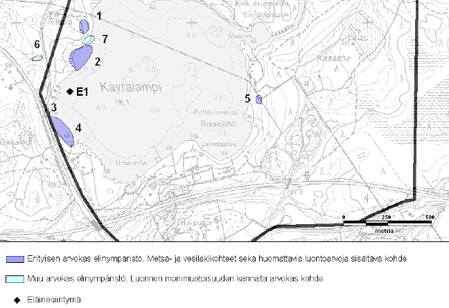 sara- ja ruoholuhtaa sekä kiiltopajuvaltaista pajuluhtaa. Jouhisaraa kasvaa muutamina kasvustoina. Paju- ja saraluhdan väliin jää kapea suomyrttivyö.
