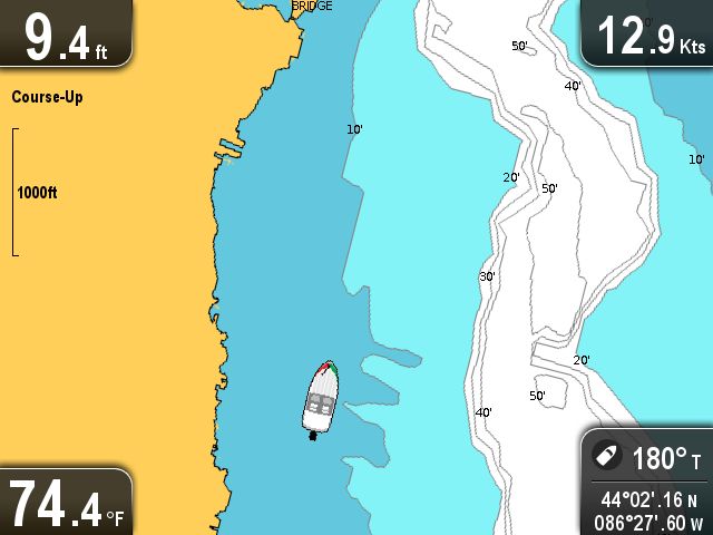 9.14 Tekstin ja symbolien koko Jeppesen-kartografian katselun yhteydessä näkyvien tekstien ja symbolien kokoa on mahdollista muuttaa näytön luettavuuden parantamiseksi, vaihtoehdot ovat Normaali -