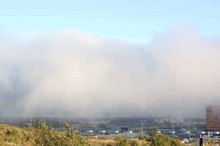 Sumun hälveneminen Lämpötilan kohotessa Yöllinen säteilysumu hälvenee useimmiten auringonnousun jälkeen Erityisesti syksyllä ja talvella auringon säteily ei aina lämmitä riittävästi sumu voi jäädä