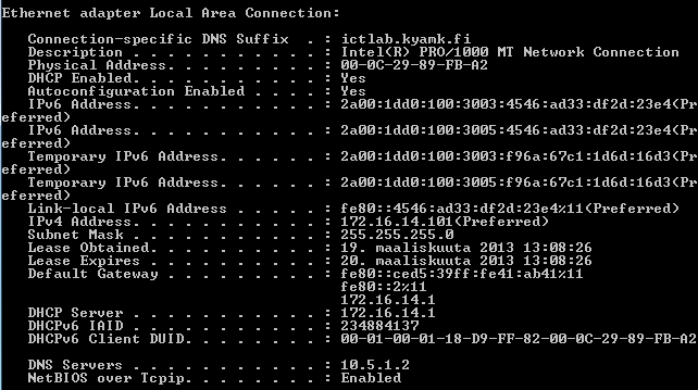 39 Viimeiseksi määritettiin molempiin reitittimen portteihin paikallinen link-local - osoite, sekä komento nd other-config-flag, jolla mainostetaan IPv6DHCP - määrityksiä.