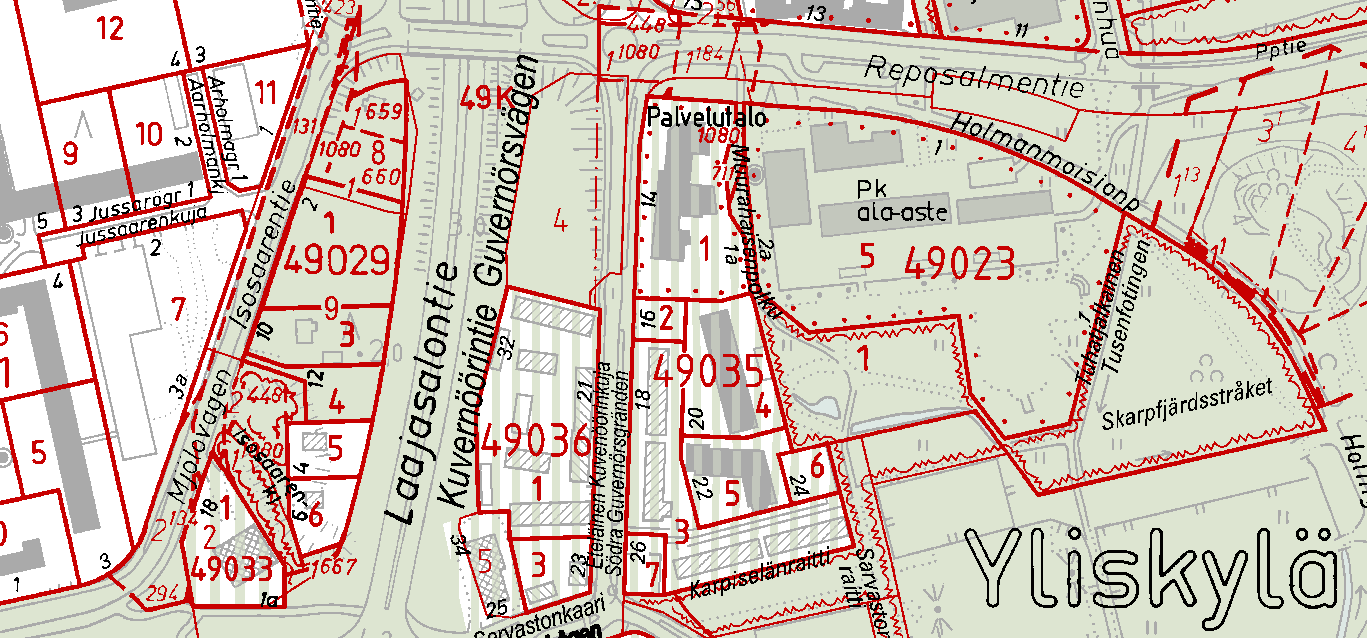 Maanomistus ja nykyinen rakennusoikeus Helsingin kaupunki omistaa pääosin suunnittelualueen, paitsi yksityisomistuksessa on korttelin 49034 tontti 4:n itäosa, tontin 3 koillisosa ja osa Yliskylän