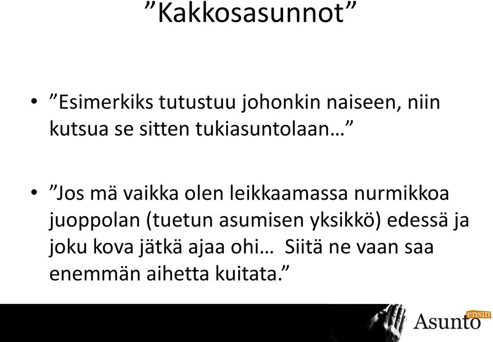 leikkaamassa nurmikkoa juoppolan (tuetun asumisen yksikkö)