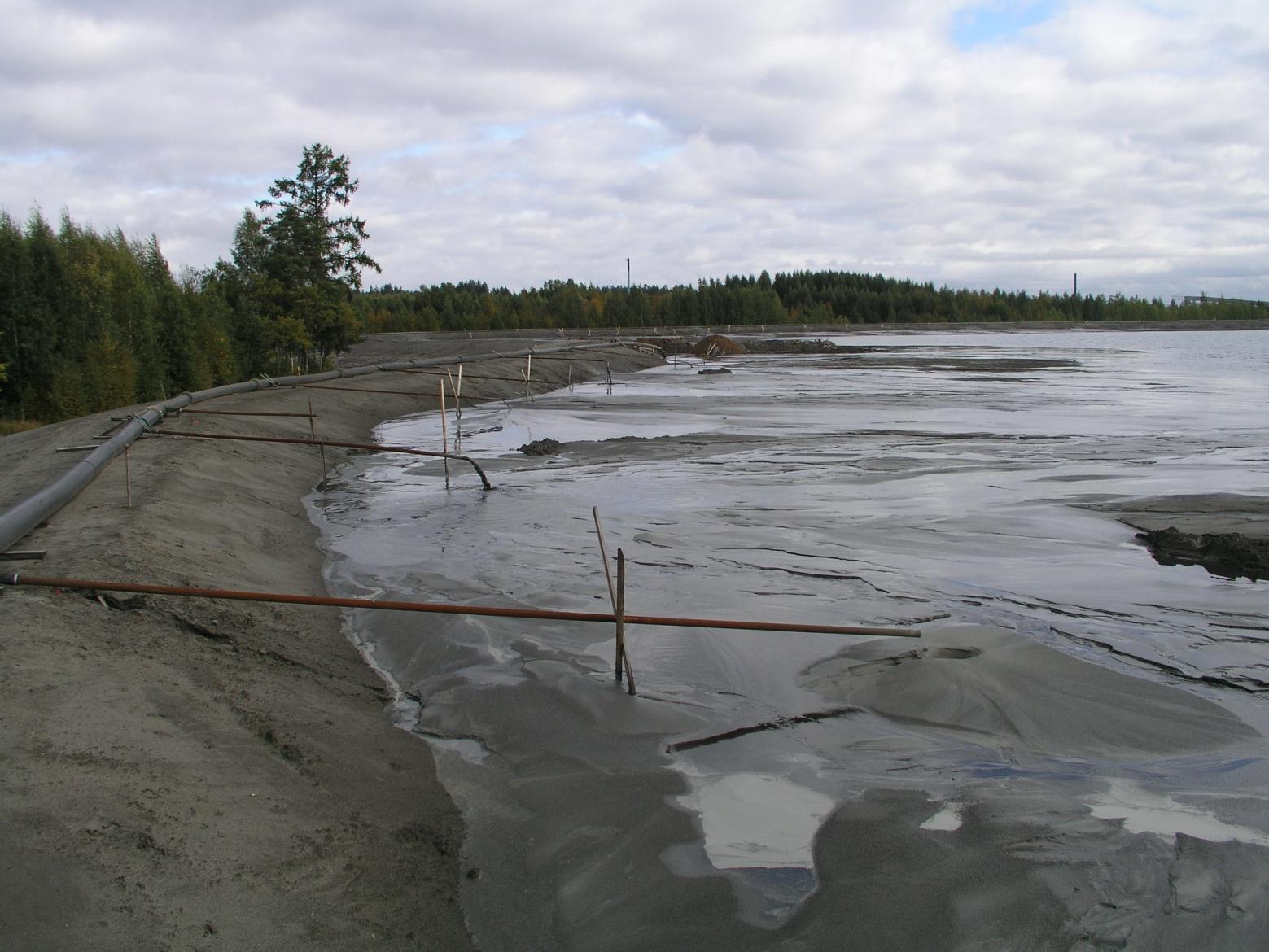 GEOLOGIAN TUTKIMUSKESKUS ARKISTORAPORTTI 63/2015 29.12.