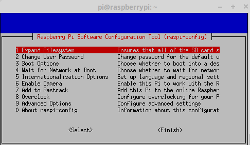 Raspissa ollaan. Nyt siirrytään konfiguroimaan kone käyttökuntoon. 2. Raspin konfigurointi Nyt kun ollaan loggauduttu Raspiin, hoidetaan ensin konfigurointi.