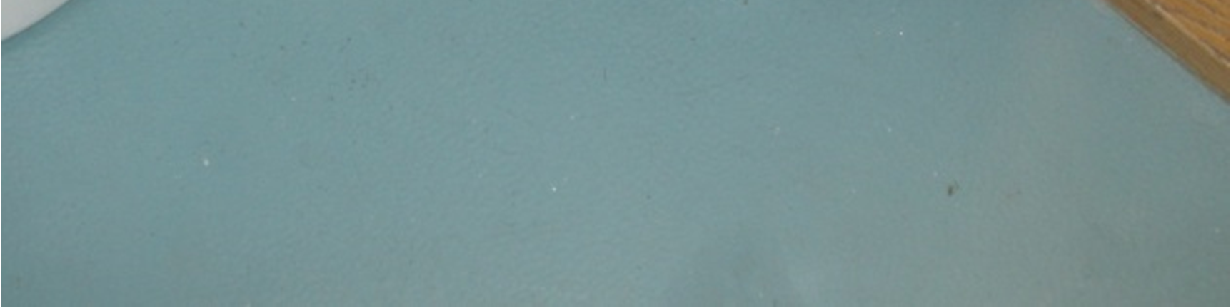 Väliseinän alasalla ja lattiassa pintaksteuden vertailuarvt khlla. Kuva 47. A-san WC-tila K23.