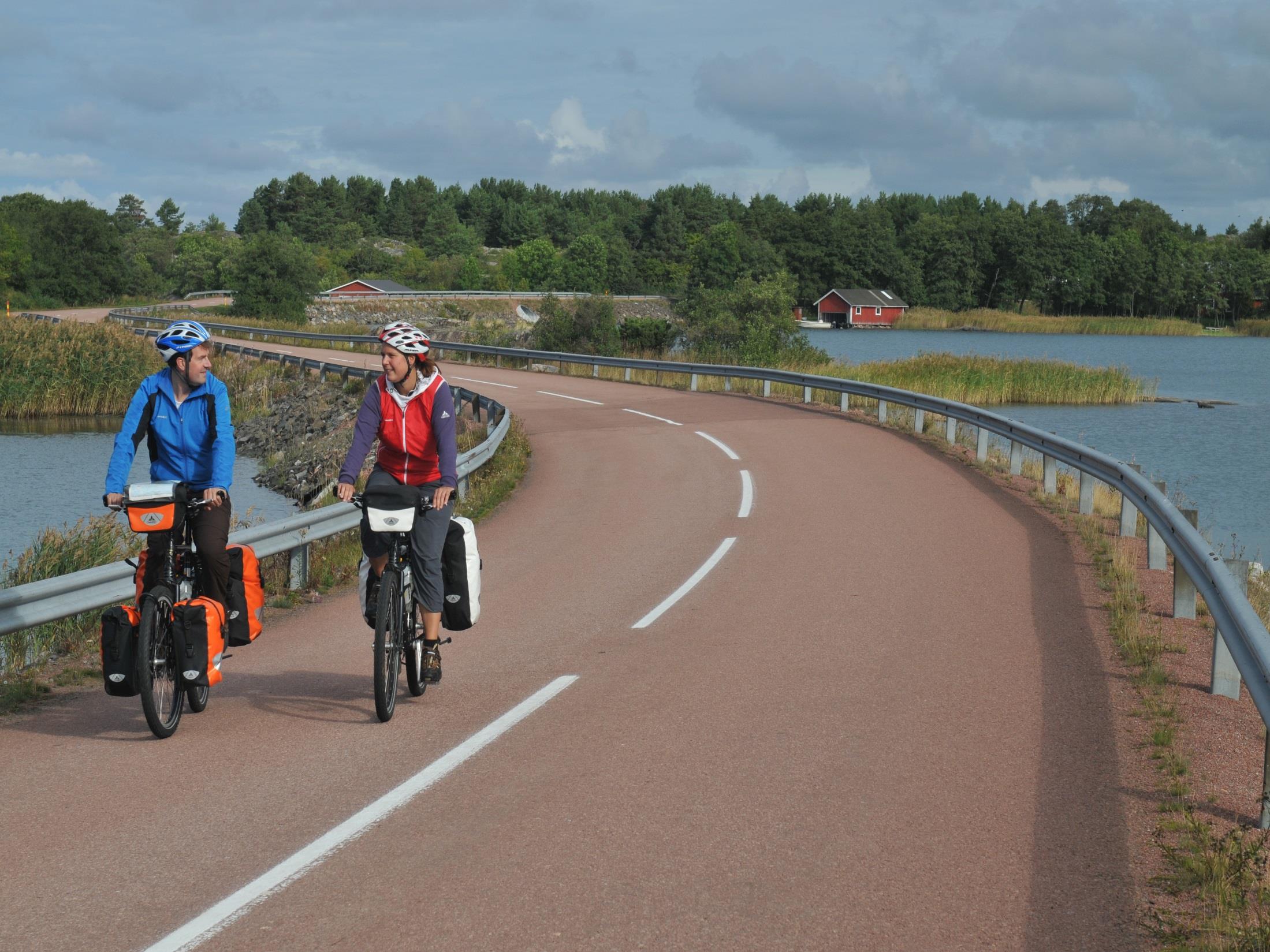 Outdoors Finland OF-katto-ohjelma tarjoaa maaseudun mikro- ja pk-yrityksille sopivan kansainvälistymistä edistävän kehittämispolun Toteutetaan aktiviteettituotteiden kansainvälistymistä edistävä