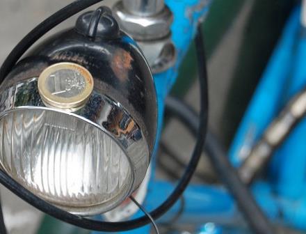 BIKENOMICS PYÖRÄILYN TALOUSTIETOA