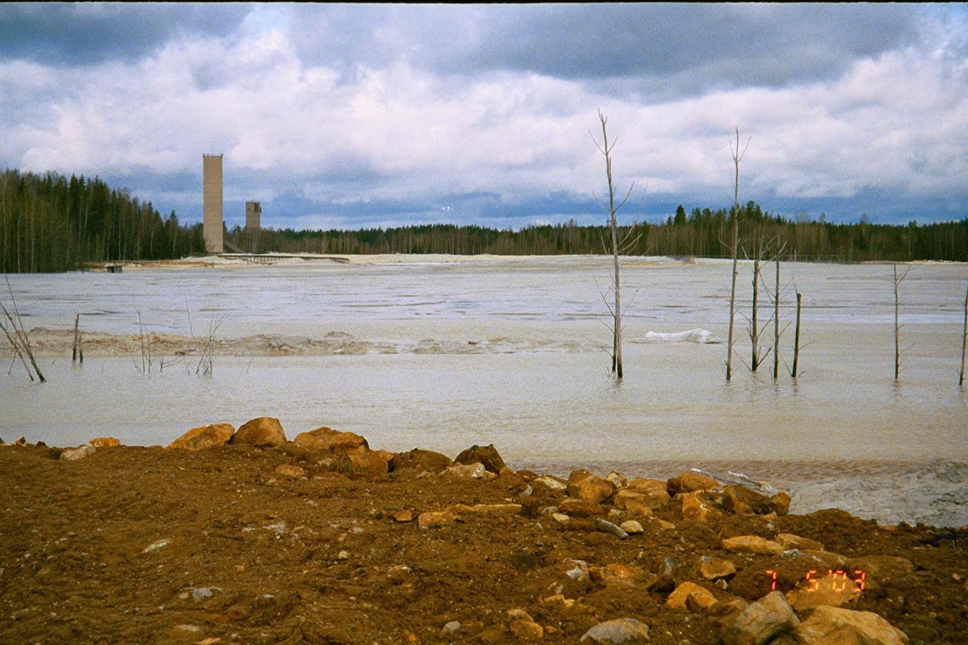 GEOLOGIAN TUTKIMUSKESKUS ARKISTORAPORTTI 51/2015 Itä-Suomen yksikkö Kuopio KAAVIN TALKKITEHTAAN RIKASTUSHIEKKA-